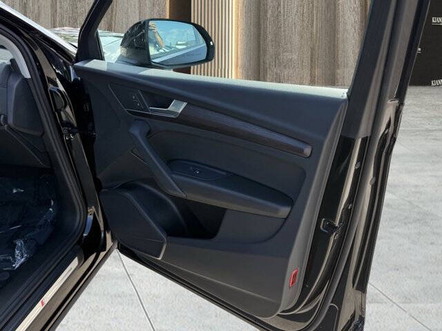 2024 Audi Q5 e quattro S line Premium 55 TFSI