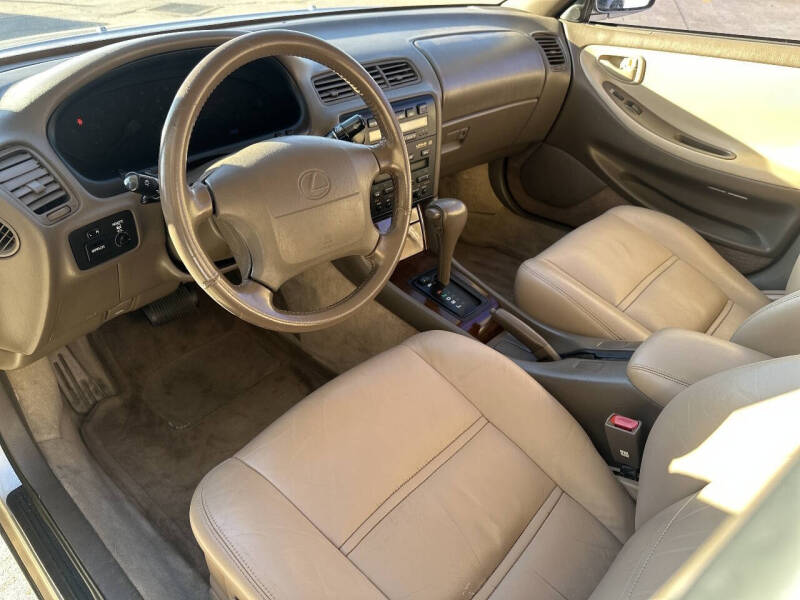 1996 Lexus ES 300