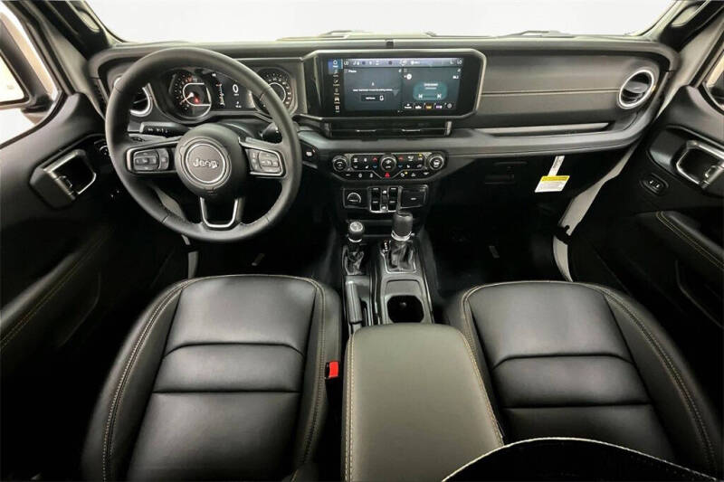 2025 Jeep Gladiator High Tide