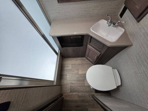 2020 Winnebago Vista