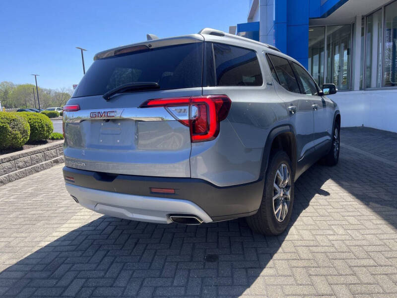 2023 GMC Acadia SLE