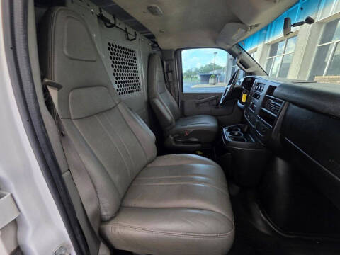 2016 Chevrolet Express 2500
