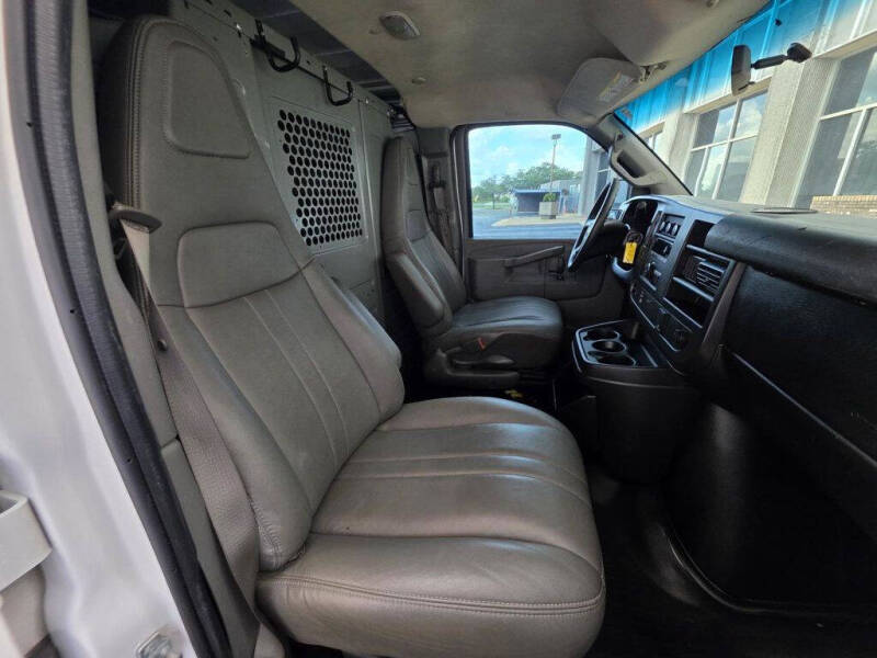 2016 Chevrolet Express 2500