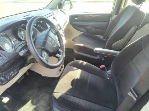 2013 Dodge Grand Caravan SE