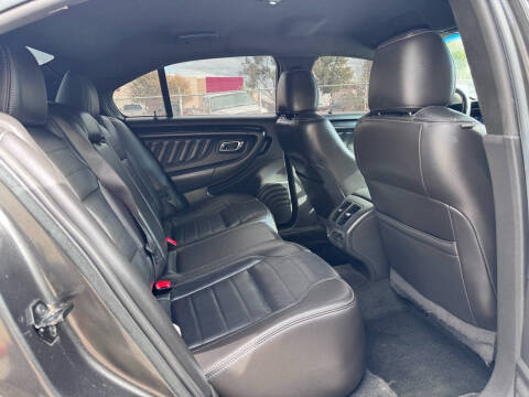 2016 Ford Taurus SHO