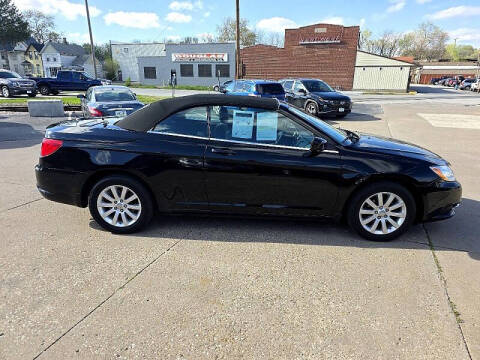 2013 Chrysler 200 Touring
