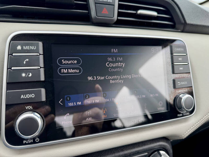 2020 Nissan Versa SV