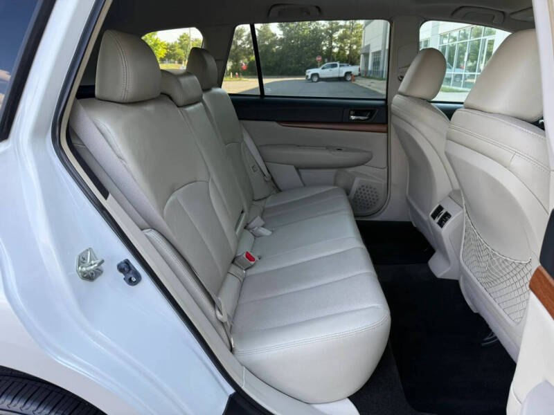 2013 Subaru Outback 2.5i Limited