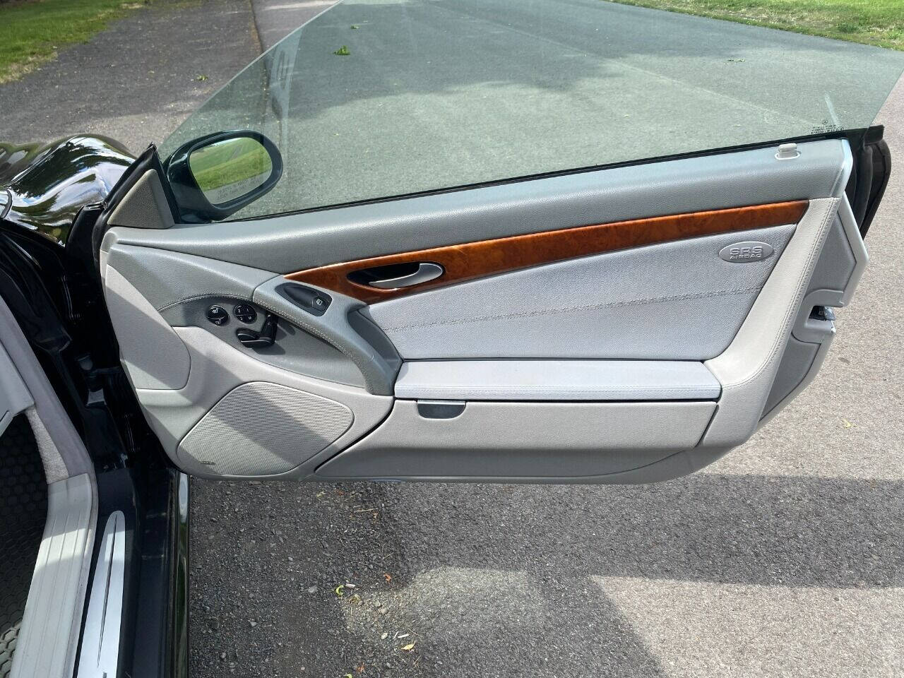 2003 Mercedes-Benz SL-Class 17
