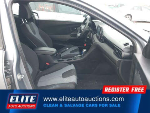 2019 Hyundai Veloster