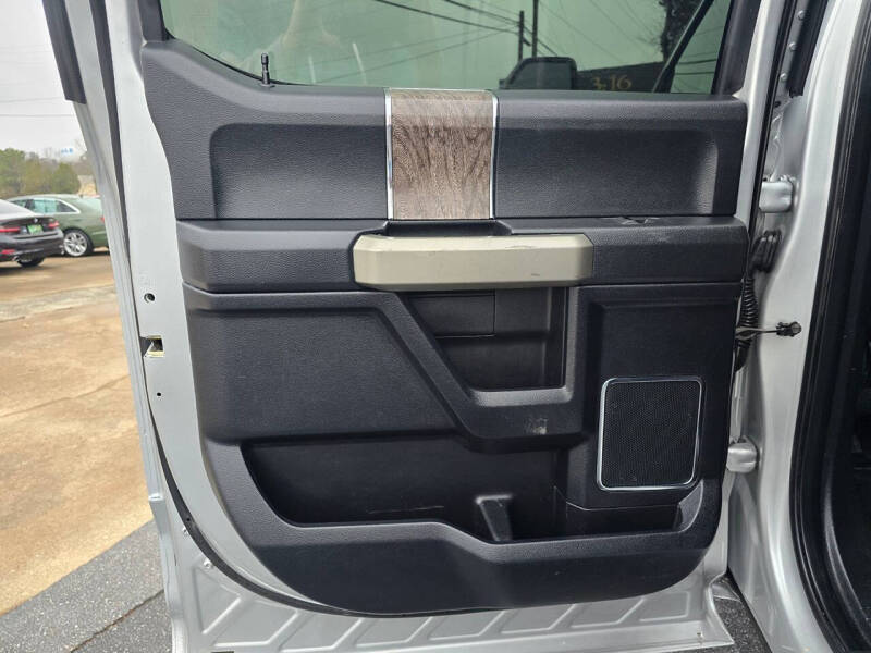 2017 Ford F-350 Super Duty Lariat