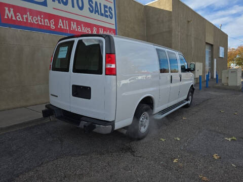 2024 Chevrolet Express 2500
