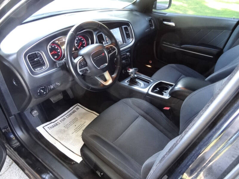 2015 Dodge Charger SXT