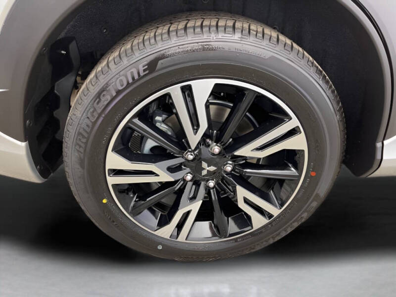 2026 Mitsubishi Eclipse Cross SE