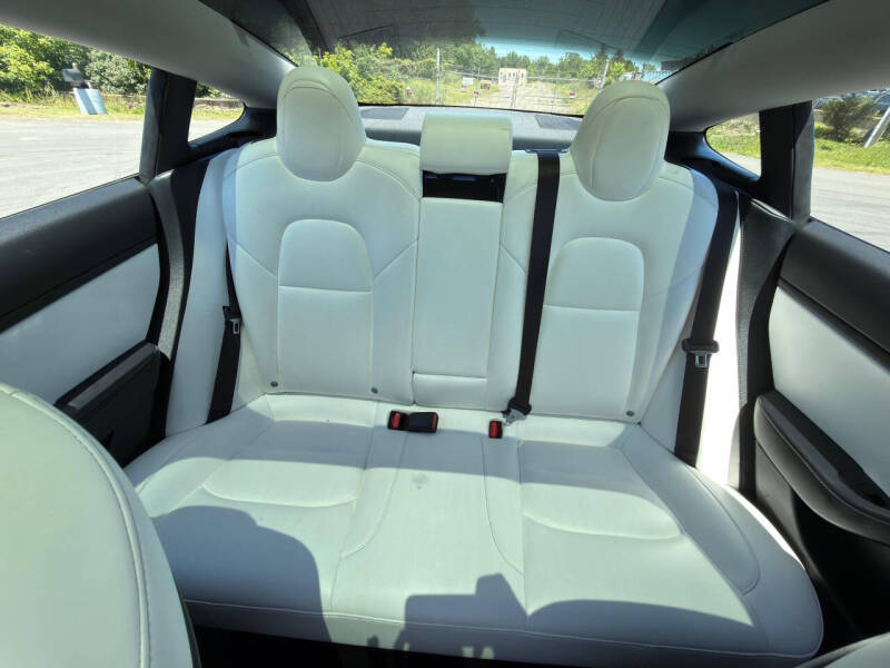 2020 Tesla Model 3 Standard Range Plus