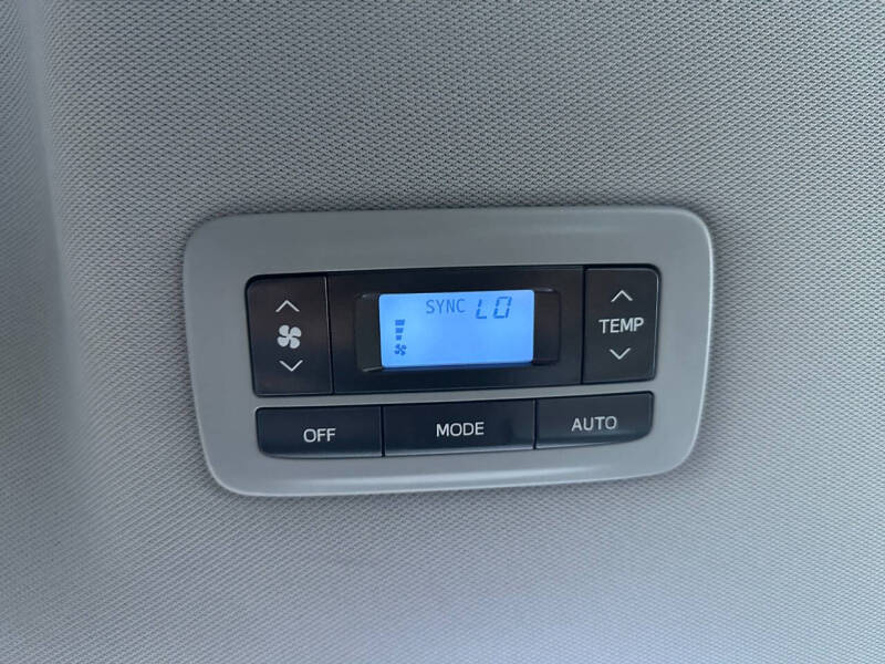 2018 Toyota Sienna XLE 8-Passenger