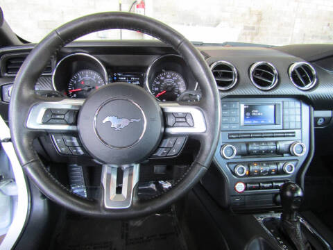 2015 Ford Mustang V6
