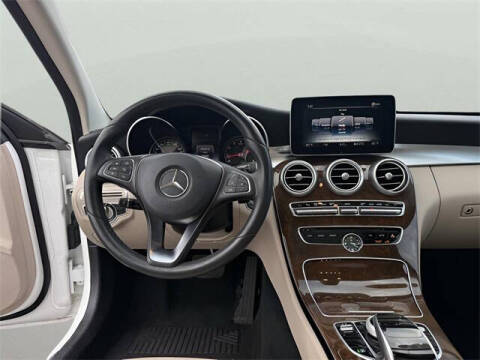 2016 Mercedes-Benz C-Class