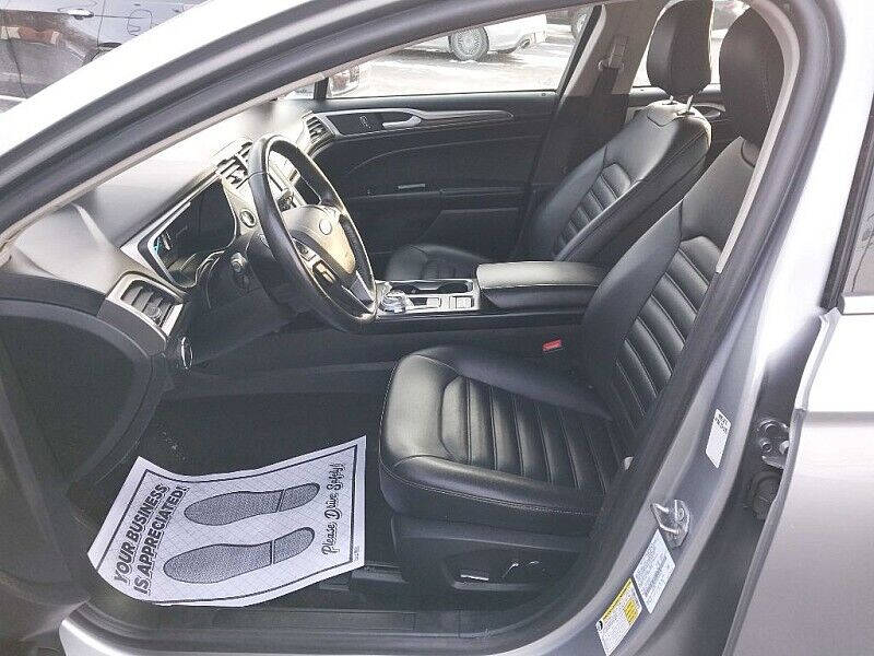 2020 Ford Fusion SEL