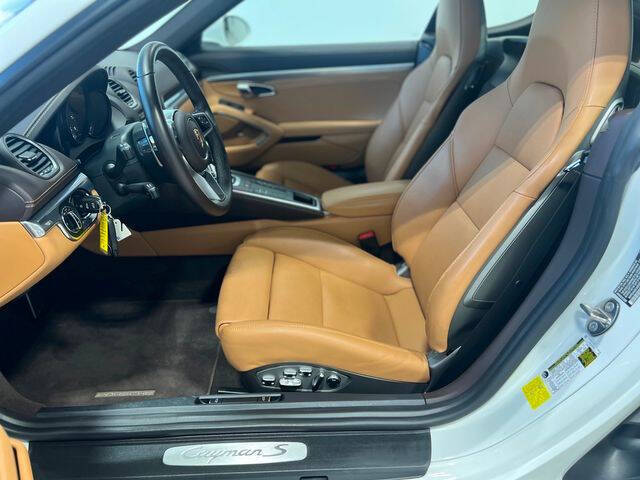 2023 Porsche 718 Cayman S