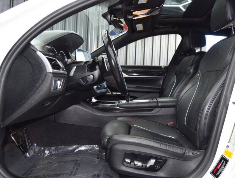 2018 BMW 7 Series 750i