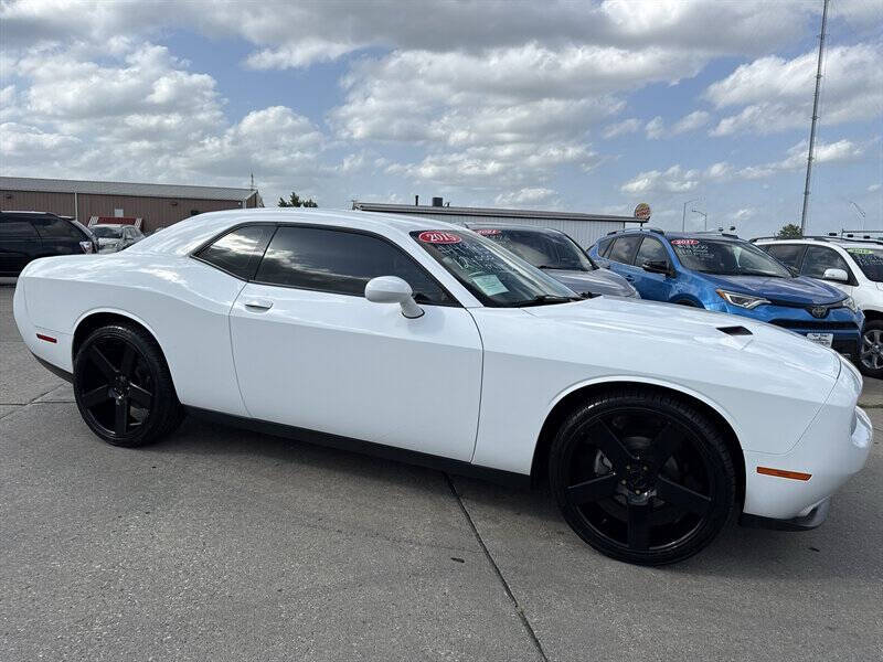 2015 Dodge Challenger SXT