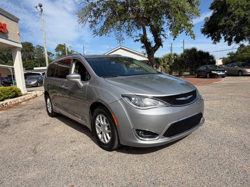 2020 Chrysler Pacifica Touring L