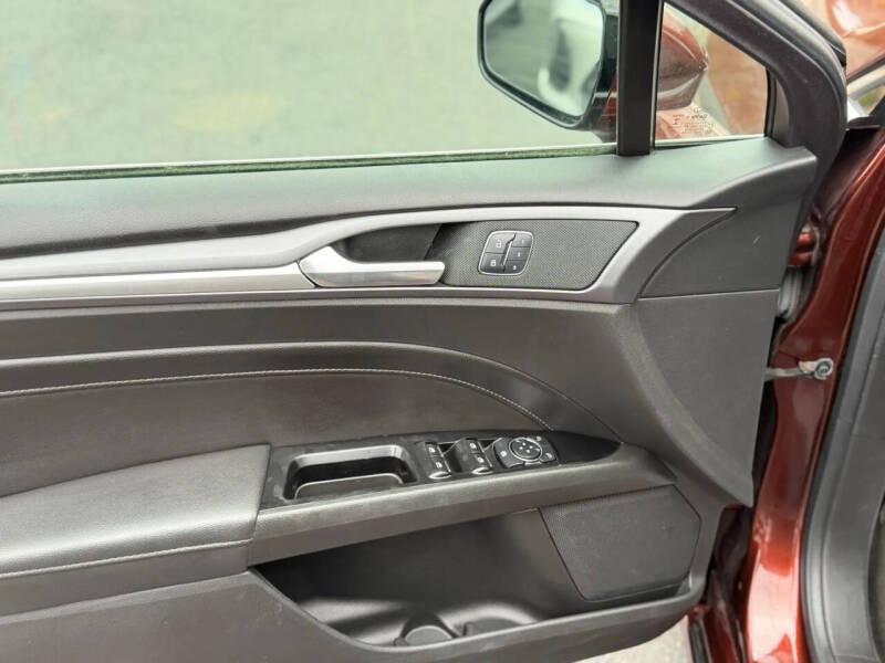 2016 Ford Fusion Energi Titanium