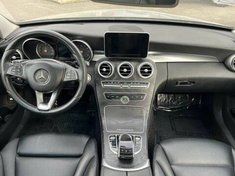 2016 Mercedes-Benz C-Class