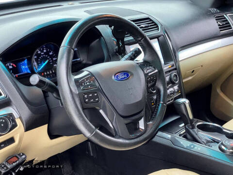 2017 Ford Explorer XLT