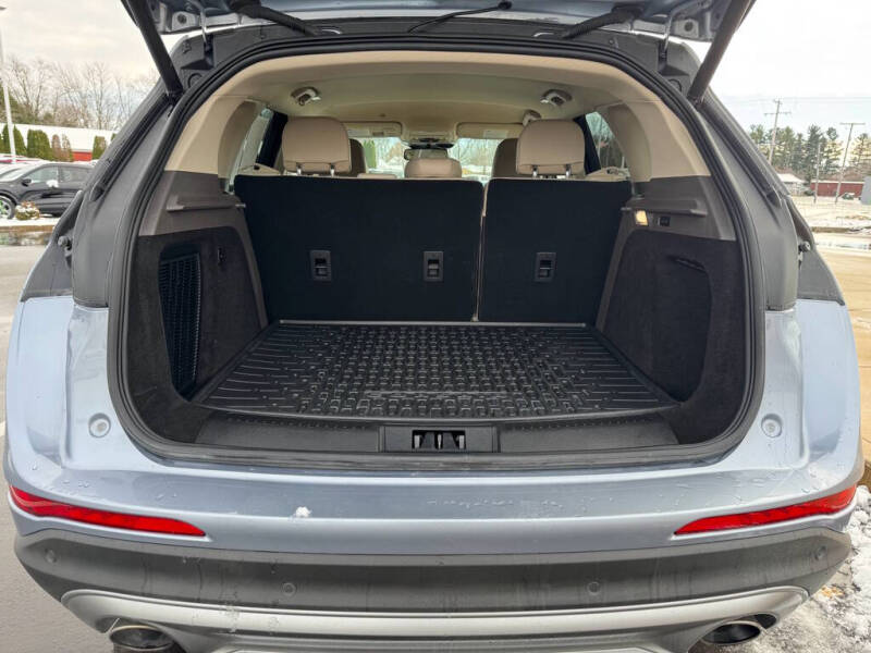 2022 Lincoln Corsair Standard