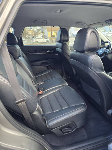 2016 Kia Sorento EX V6