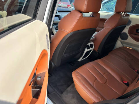 2012 Land Rover Range Rover Evoque Prestige