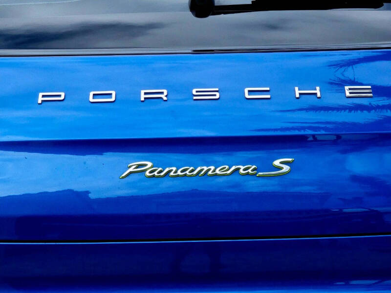 2015 Porsche Panamera S E-Hybrid