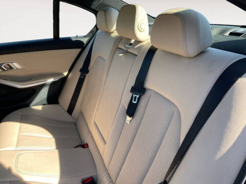 2023 BMW 3 Series 330e