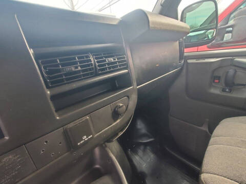 2015 GMC Savana 2500