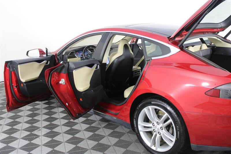 2013 Tesla Model S