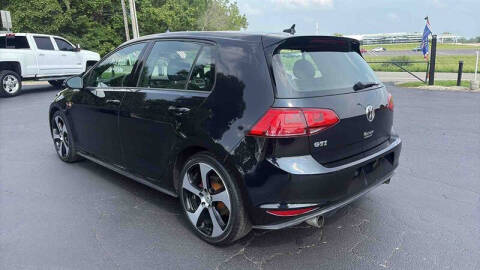 2017 Volkswagen Golf GTI S