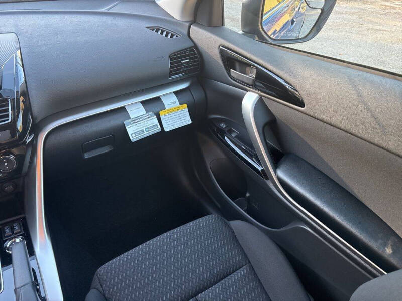 2026 Mitsubishi Eclipse Cross LE