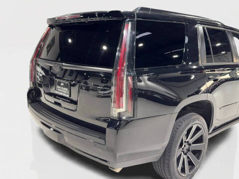 2016 Cadillac Escalade Platinum