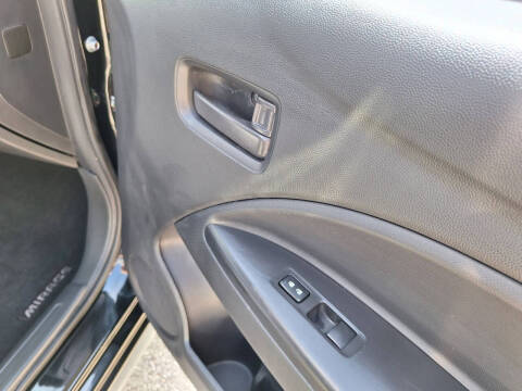 2017 Mitsubishi Mirage ES