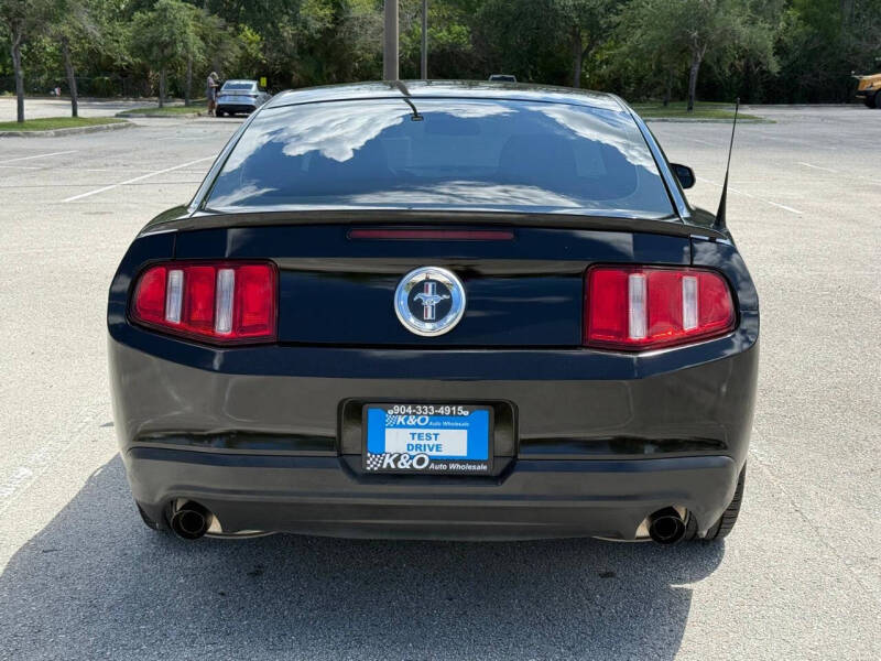 2011 Ford Mustang V6 Premium