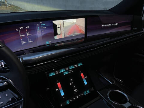 2025 Cadillac Escalade Luxury