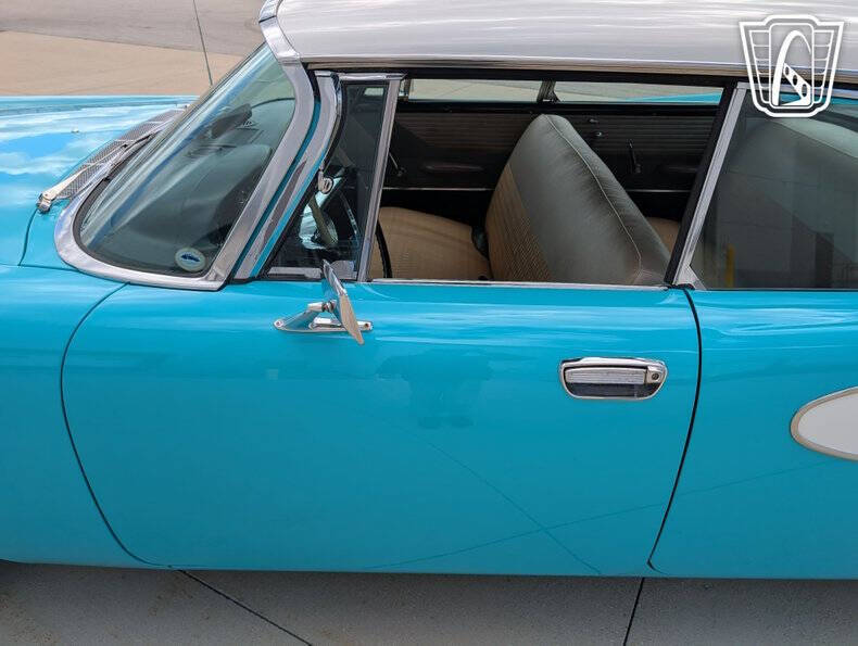 1957 Chrysler Windsor