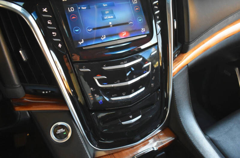 2015 Cadillac Escalade Premium