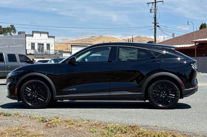 2026 Ford Mustang Mach-E Select