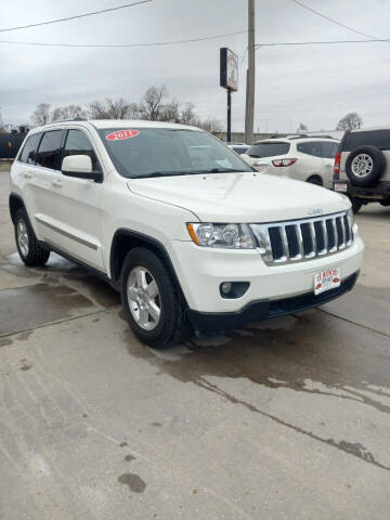 2011 Jeep Grand Cherokee for sale at El Rancho Auto Sales in Des Moines IA