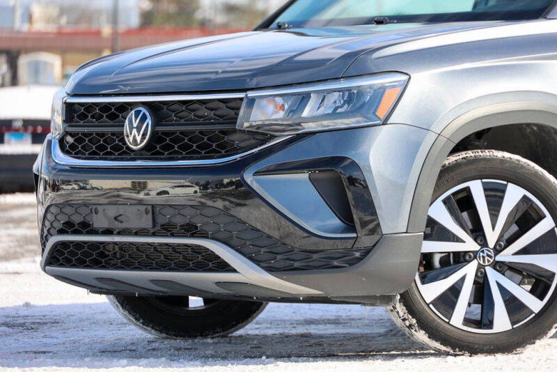 2022 Volkswagen Taos SE 4Motion
