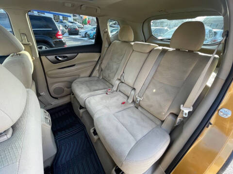 2015 Nissan Rogue SV