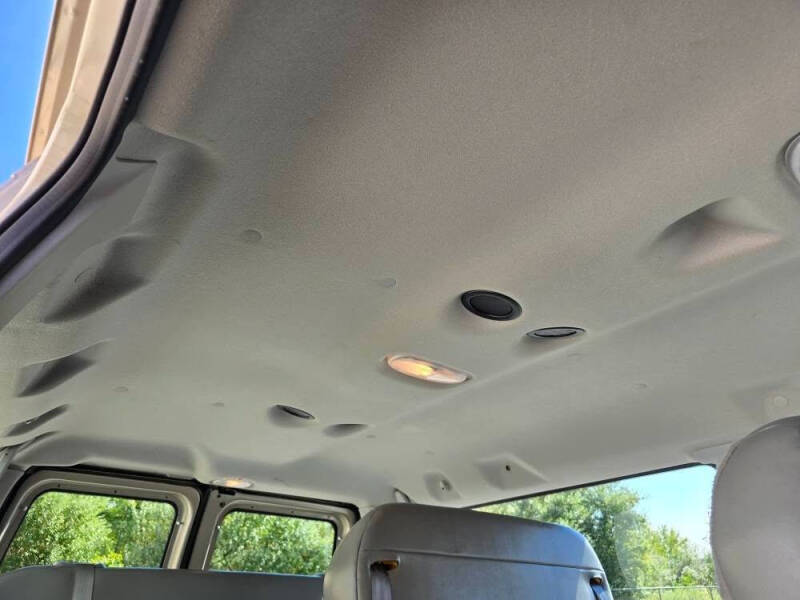 2012 Ford E-Series E-350 SD